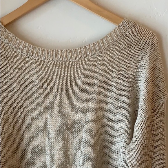 Super cute, easy going spring sweater - Picture 4 of 8